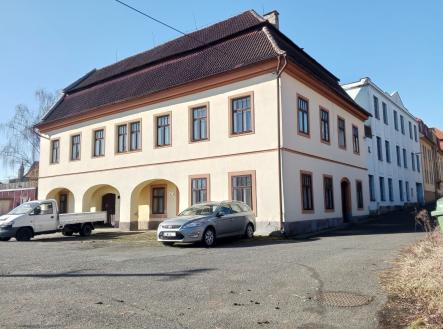 Prodej - komerční objekt, jiný, 814 m² obrázek