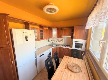 IMG-20260407-WA0000 | Pronájem bytu, 2+1, 56 m²