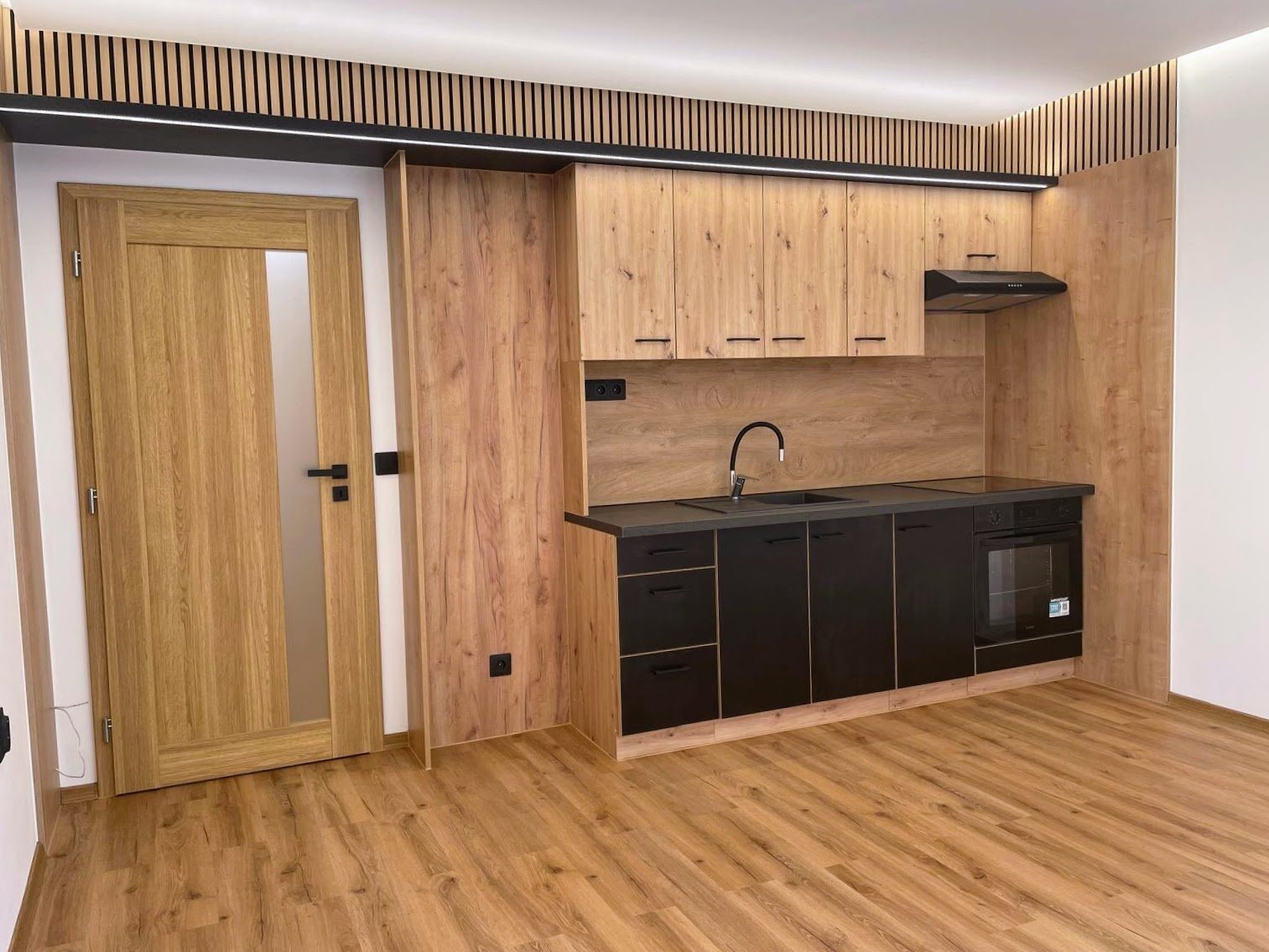 aec1e983-4362-4e32-a29e-065158f17503 (1)