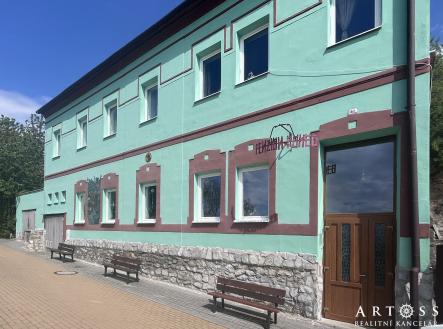 Prodej - hotel, 810 m² obrázek