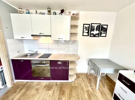 3 | Pronájem bytu, 2+kk, 28 m²