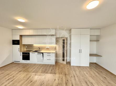 7 | Prodej bytu, 1+kk, 43 m²