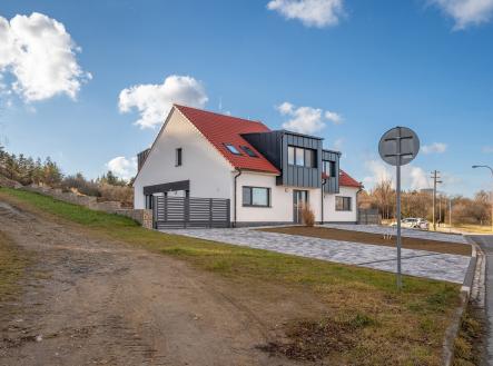 Prodej - dům/vila, 171 m²