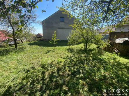 ACDAD71F-1A4A-4265-9358-C59D9FF9D491 | Prodej - pozemek pro bydlení, 588 m²