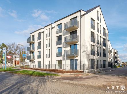 Pronájem bytu, 1+kk, 70 m² obrázek