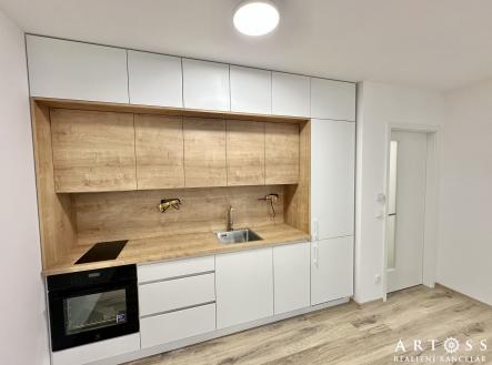 2 | Pronájem bytu, 1+kk, 29 m²