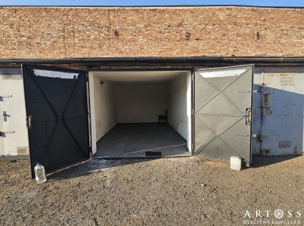 2 | Prodej - malý objekt/garáž