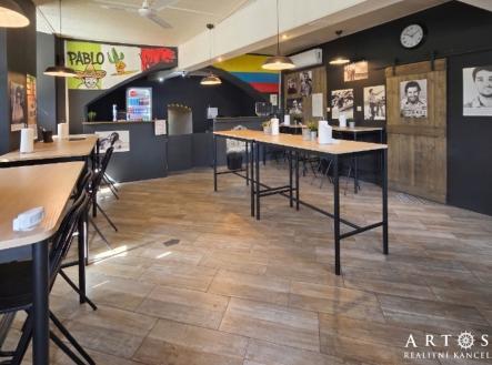 Prostor restaurace | Pronájem - restaurace, 148 m²