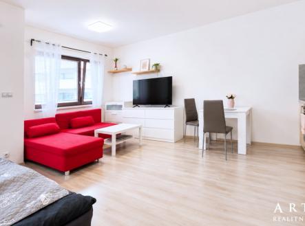 Pronájem novostavby bytu 1+kk s balkonem a parkovacím stáním, Brno-Slatina, ul. Kigginsova | Pronájem bytu, 1+kk, 42 m²