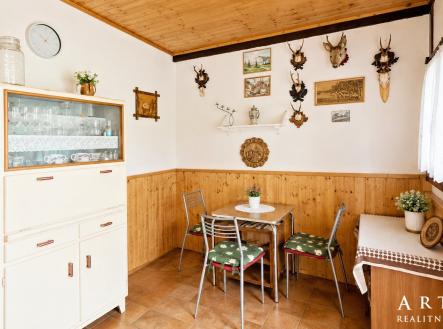 Vstupní místnost do chaty | Prodej - chata/rekreační objekt, 25 m²