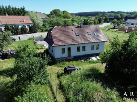 3 | Prodej - dům/vila, 200 m²