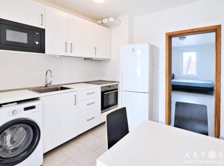 Pronájem klimatizovaného bytu 1+1, Brno - Kr. Pole, Palackého tř. | Pronájem bytu, 1+1, 34 m²