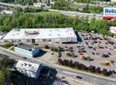 Pronájem - obchodní prostor, 610 m²