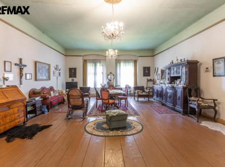 Místnost muzea zámku | Prodej - historický objekt, 11 184 m²