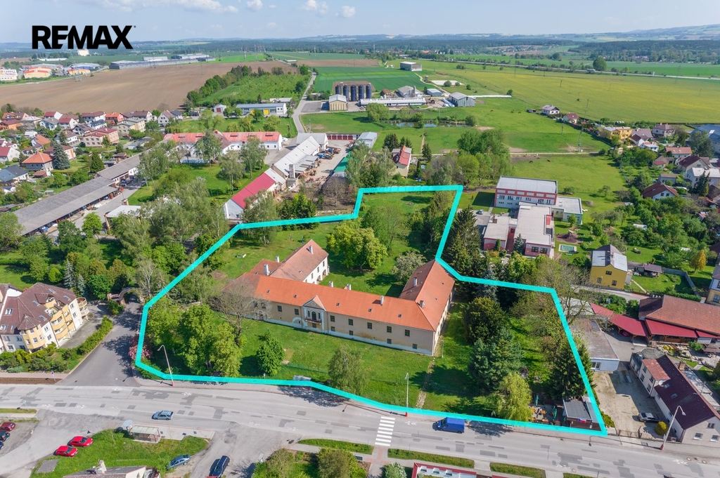 Letecký pohled na zámek