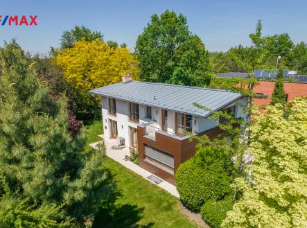 Prodej - dům/vila, 264 m² obrázek