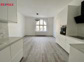 Prodej bytu, 3+kk, 100 m²