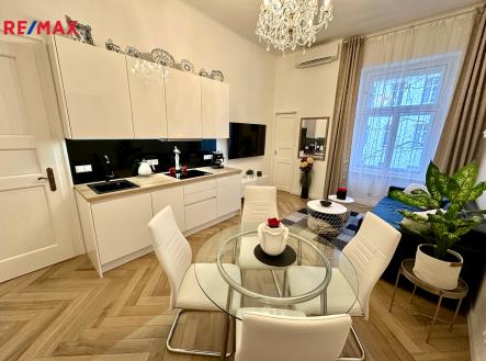 Prodej bytu, 2+kk, 42 m² obrázek