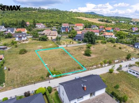 Prodej - pozemek pro bydlení, 1 042 m² obrázek