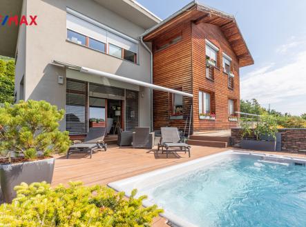 Prodej - dům/vila, 301 m²