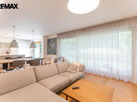 Obývací pokoj | Pronájem - dům/vila, 339 m²