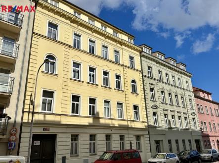 img-8610.jpg | Prodej - nájemní dům, 736 m²