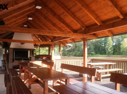 dsc02255.jpg | Prodej - dům/vila, 830 m²