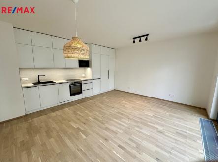 img-8019.jpg | Pronájem bytu, 1+kk, 39 m²