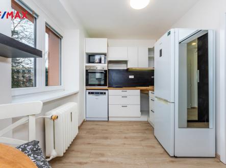 Pronájem bytu, 1+kk, 29 m² obrázek