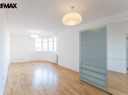 Ložnice v patře | Prodej bytu, 2+kk, 72 m²