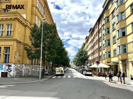 Pronájem bytu, 3+kk, 137 m²