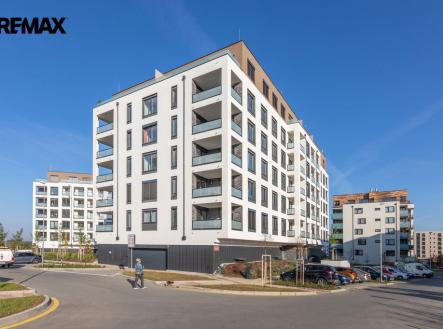 Pronájem bytu, 1+kk, 27 m² obrázek