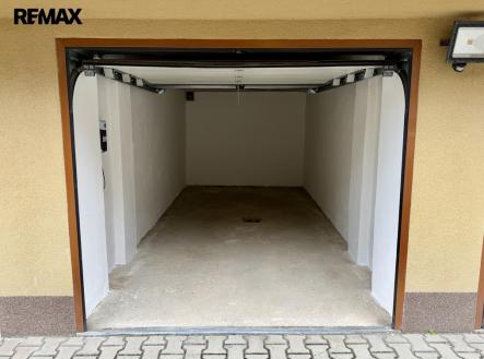 img-1997.jpg | Pronájem - malý objekt/garáž