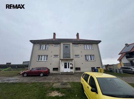 Prodej - nájemní dům, 240 m² obrázek