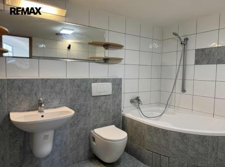 garsonka-00009-1.jpg | Pronájem bytu, 1+kk, 46 m²