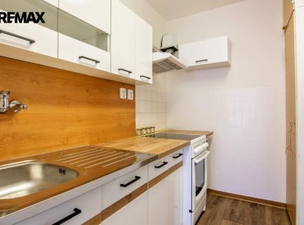 2b.jpg | Pronájem bytu, 1+kk, 30 m²