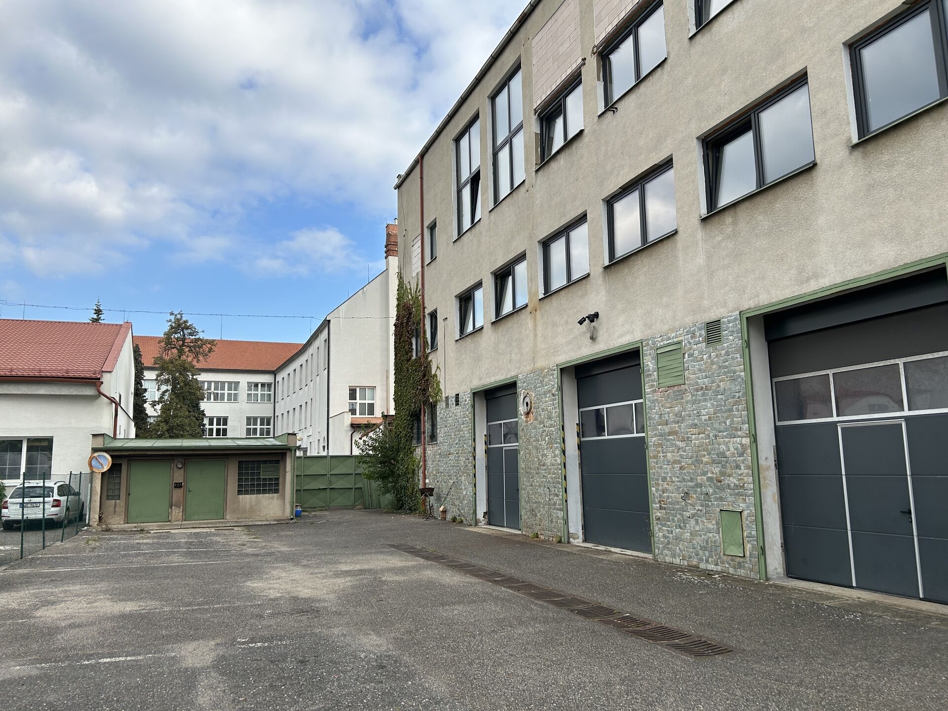 Víceúčelový objekt  v širším centru města