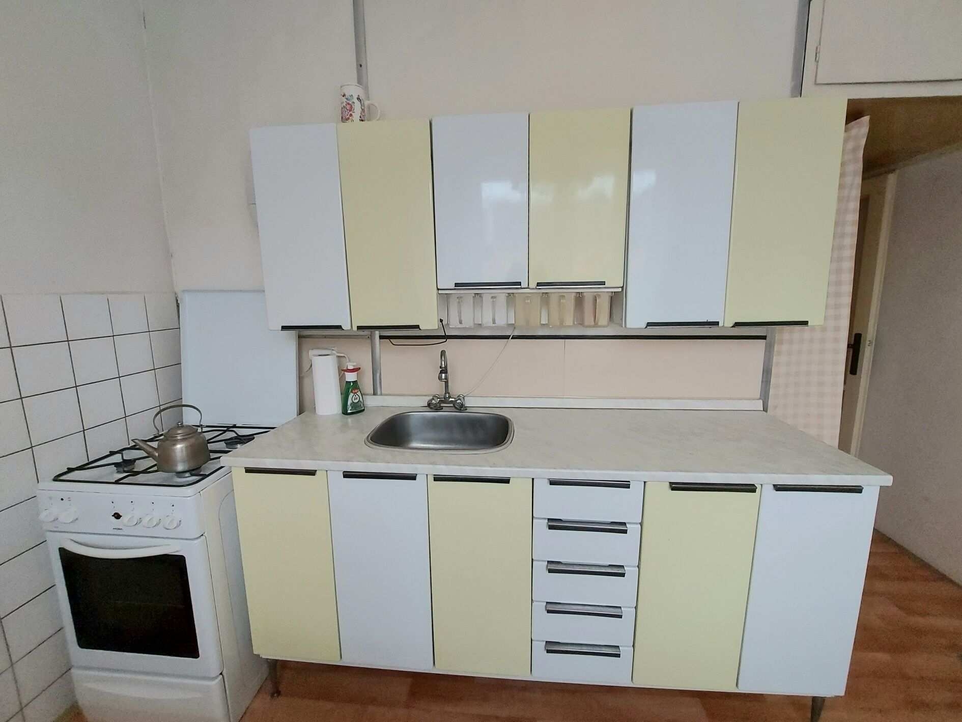 V Lounech pronájem bytu 2+1 s vybavením