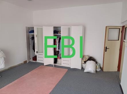 . | Prodej - dům/vila, 165 m²