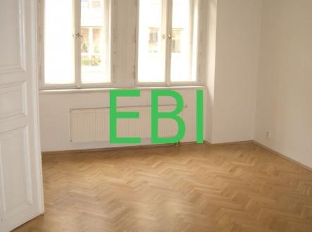 . | Pronájem - kanceláře, 200 m²