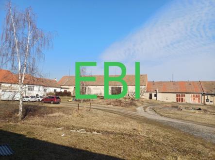 . | Pronájem - skladovací prostor, 250 m²