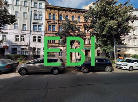 . | Prodej - nájemní dům, 623 m²