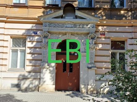 . | Prodej - nájemní dům, 623 m²