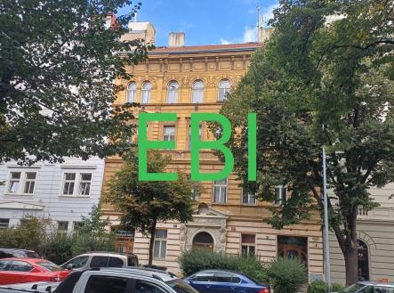 . | Prodej - nájemní dům, 623 m²