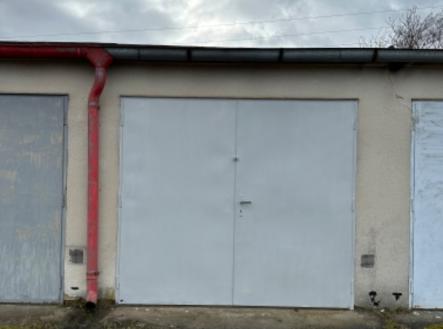 Fotka 3 | Prodej - malý objekt/garáž