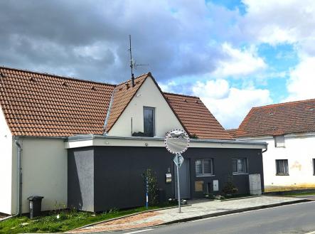 Fotka 2 | Prodej - dům/vila, 187 m²