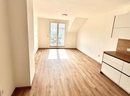 Fotka 3 | Pronájem bytu, 4+kk, 88 m²