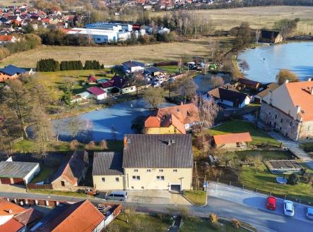 Fotka 2 | Prodej - dům/vila, 227 m²