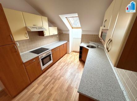 Fotka 2 | Pronájem bytu, 2+kk, 66 m²