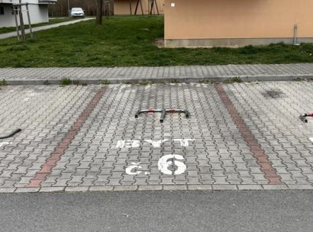 Fotka 2 | Pronájem - malý objekt/garáž